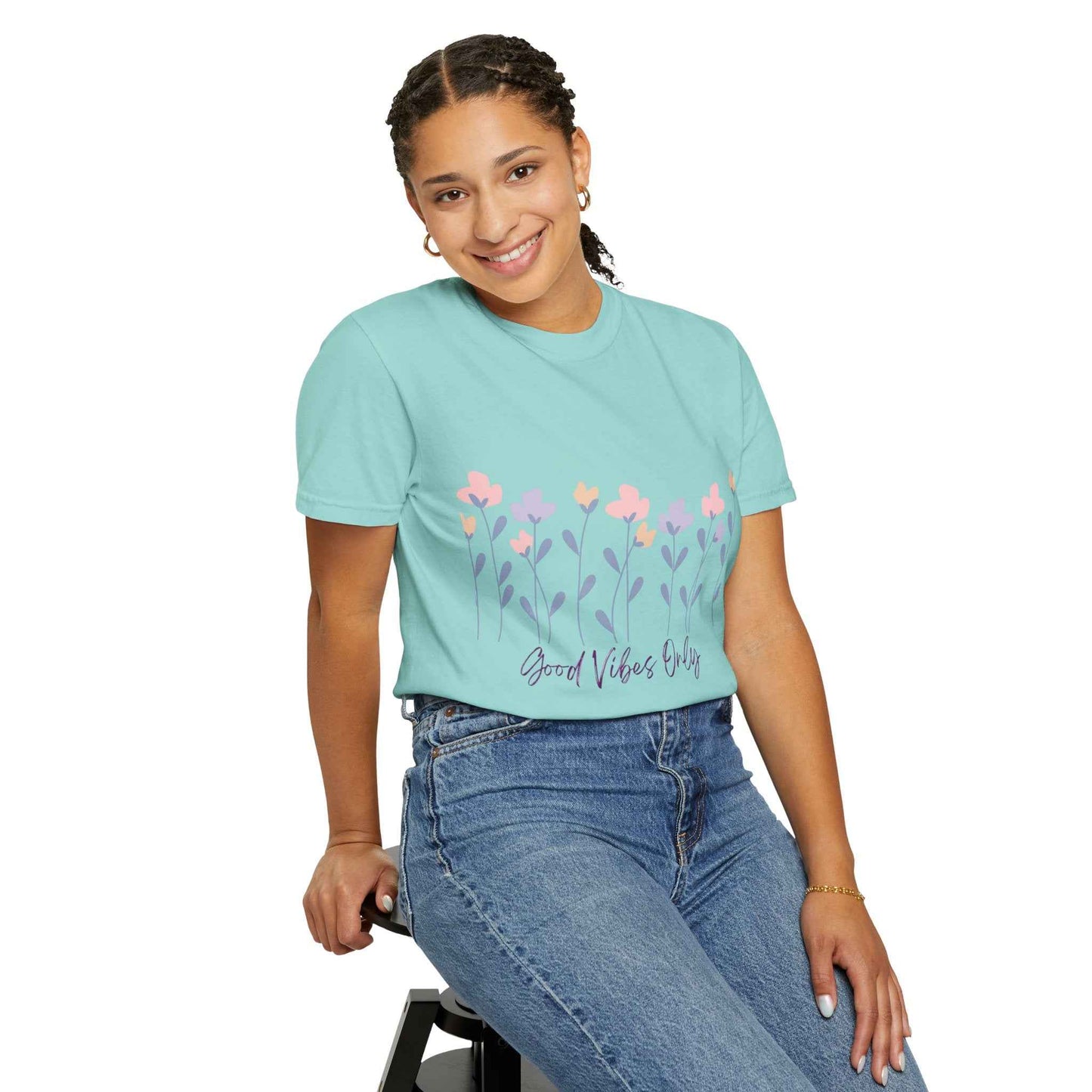 Cool Vibes Only: Women's T-shirt