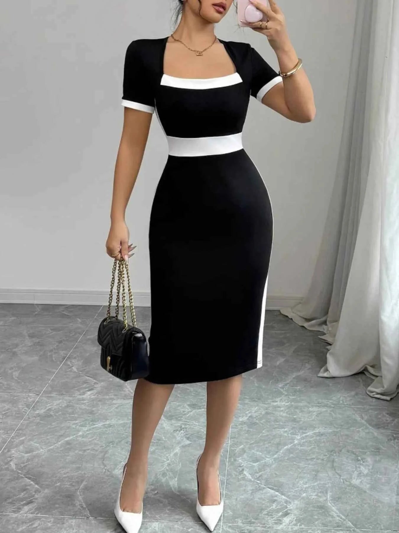 Two-Tone Short Sleeve Bodycon Dress