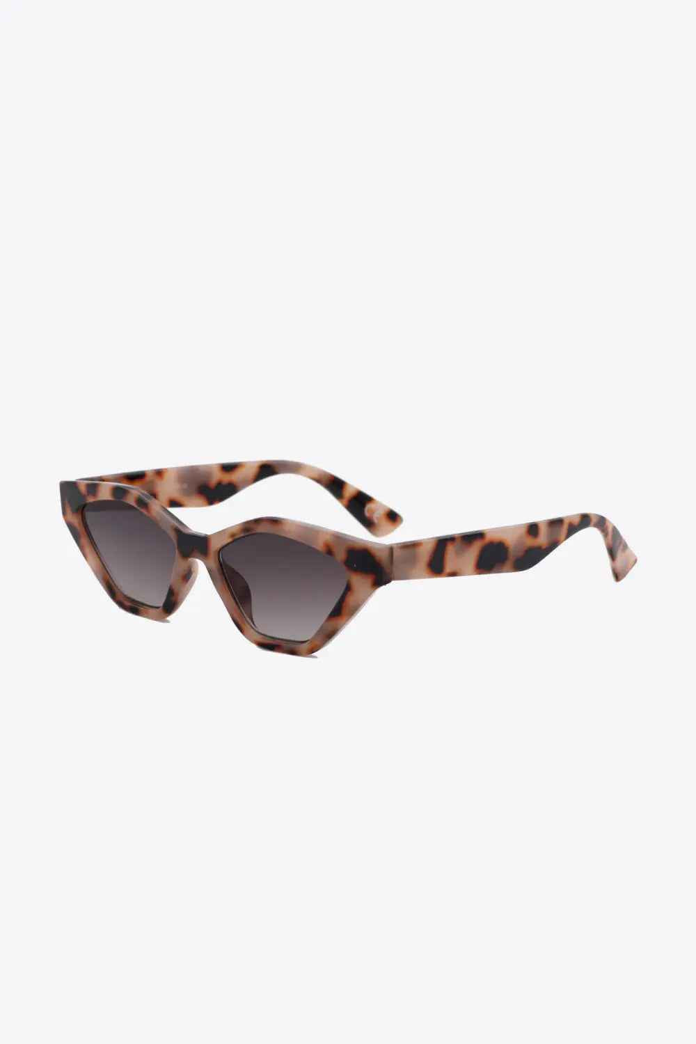 Retro Angular Cat Eye UV400 Sunglasses