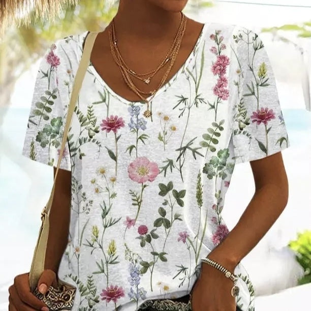 Floral V-neck Women's T-shirt Short Sleeved Casual Vacation Pullover Top - The Eggy's store