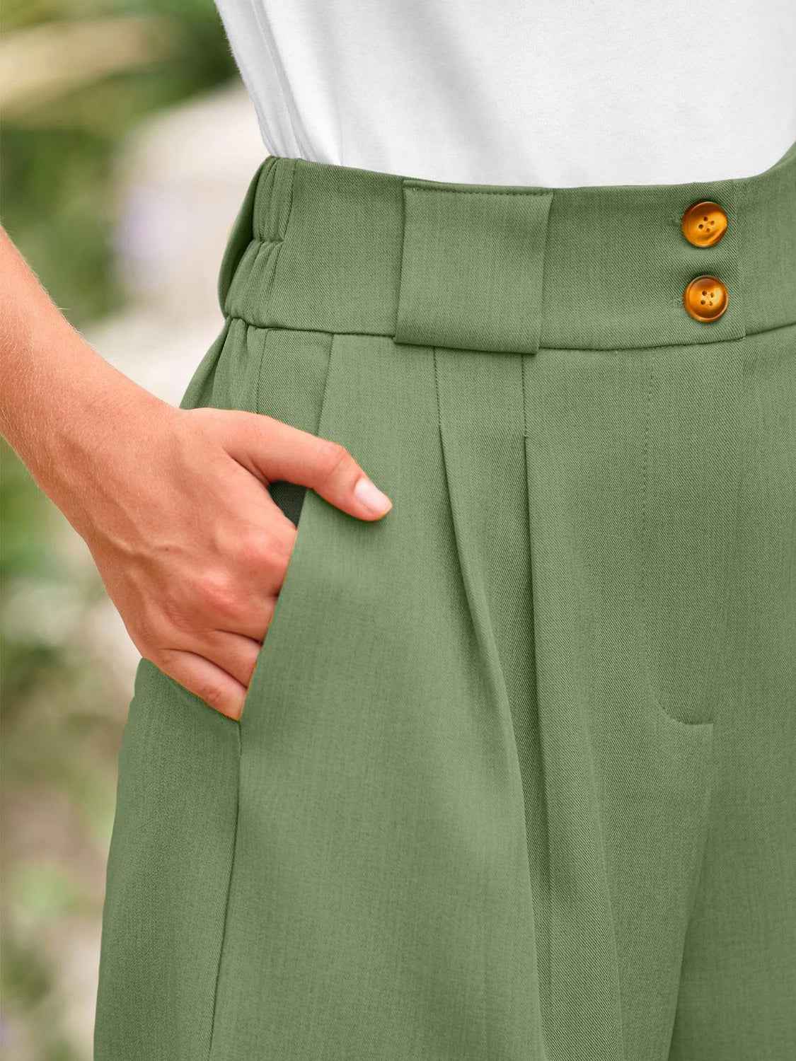 Two Button Wide Waistband Shorts