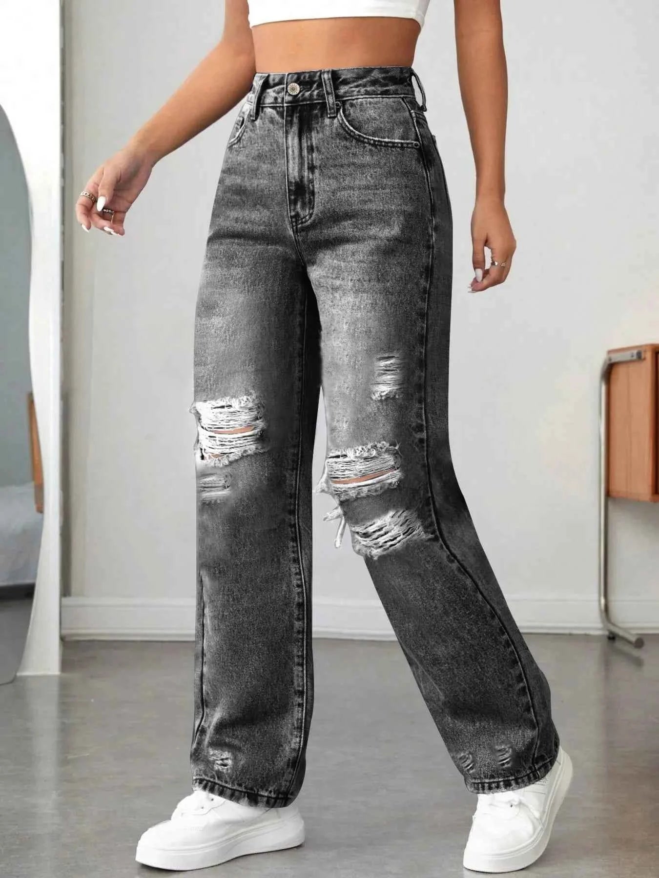 Distressed High Waisted Jeans