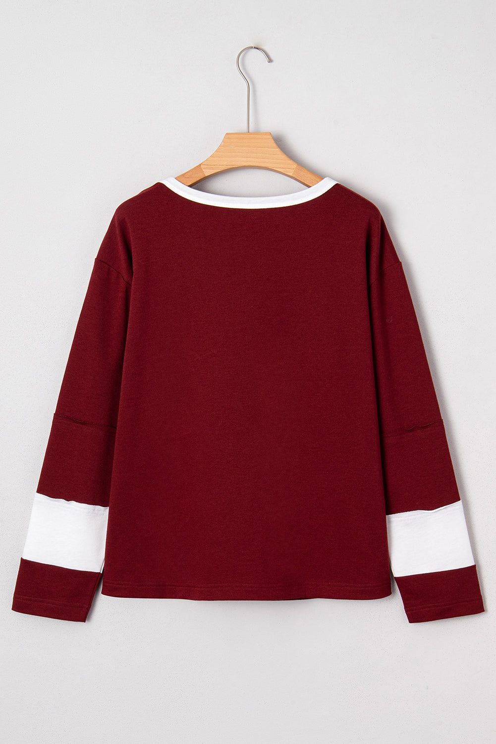 Red Dahlia Cheerful Daisy Flower Patched Round Neck Long Sleeve Women's Top