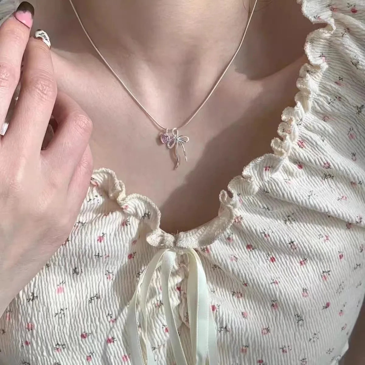 Trendy Harajuku Bowknot Heart Necklace - Vintage Snake Chain for Women Jewelry Gift - The Eggy's store
