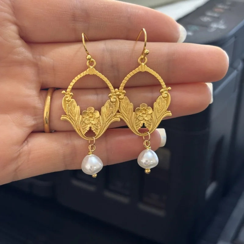 Bohemian Pearl Drop Earrings - Silver Plant Pattern