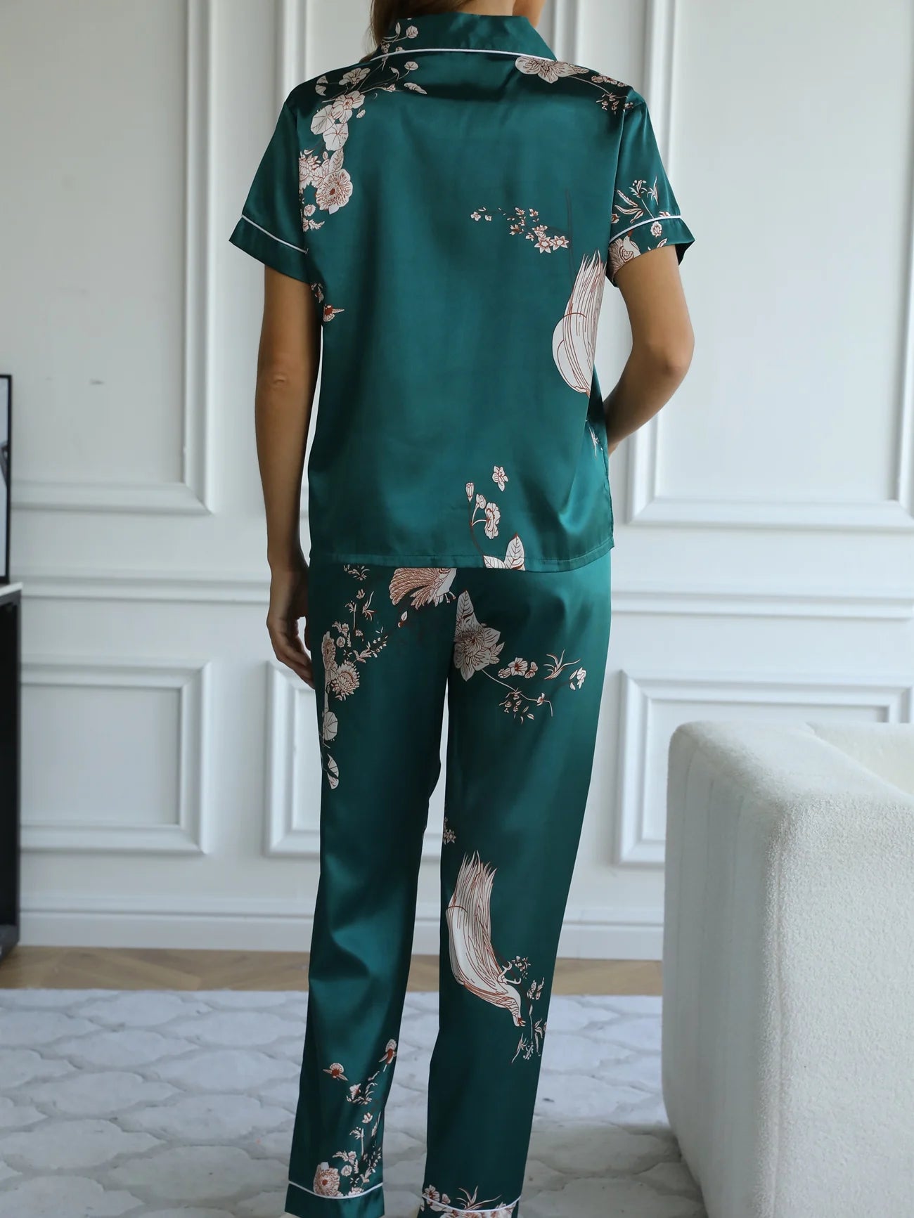 Green Floral Satin Pajama Set - Smooth & Comfortable Short Sleeve Pocket Lapel Top & Cozy Long Pants Women's Loungewear & Sleepwear - The Eggy's store