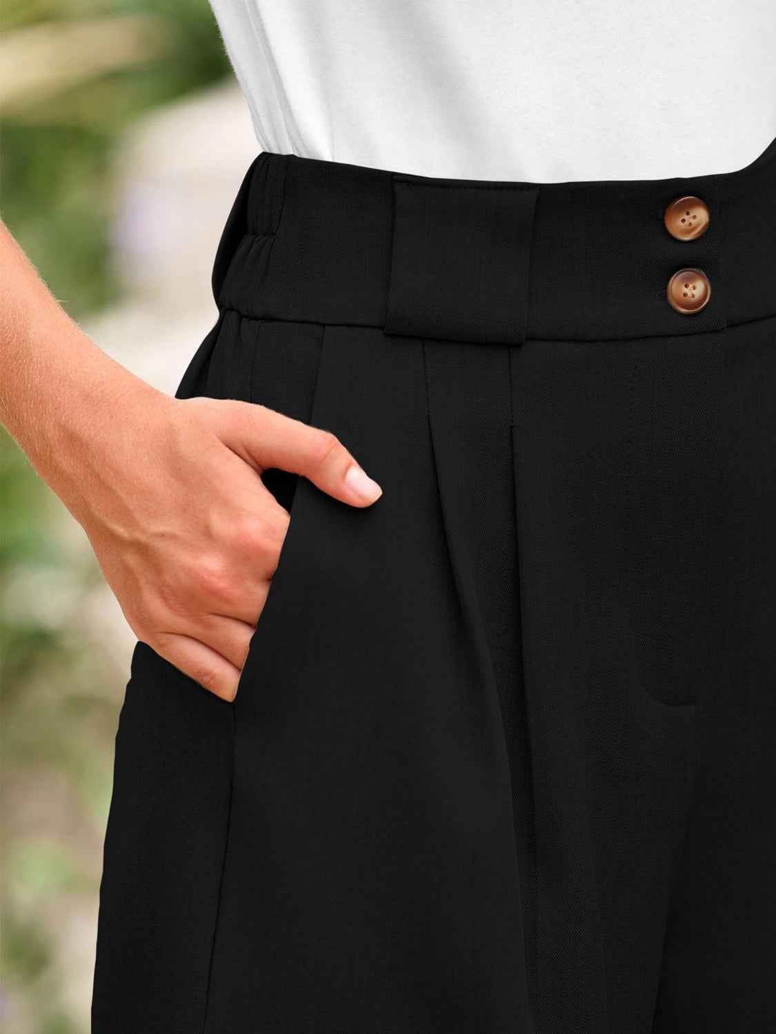 Two Button Wide Waistband Shorts