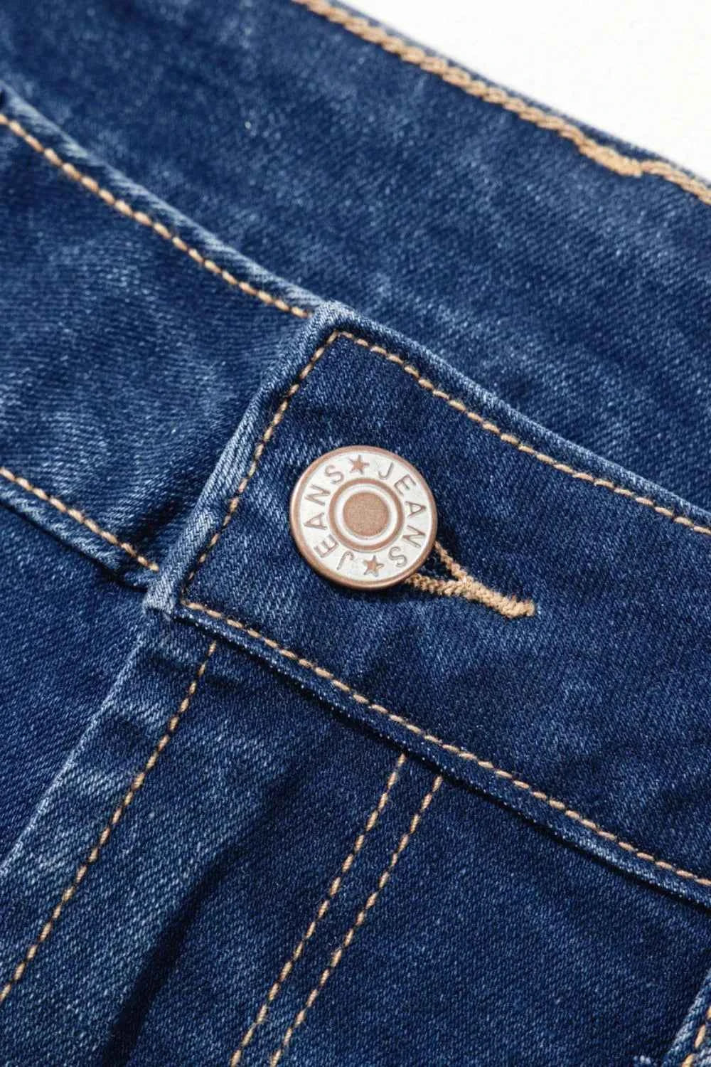 Center Seam Deep Wash Straight Jeans