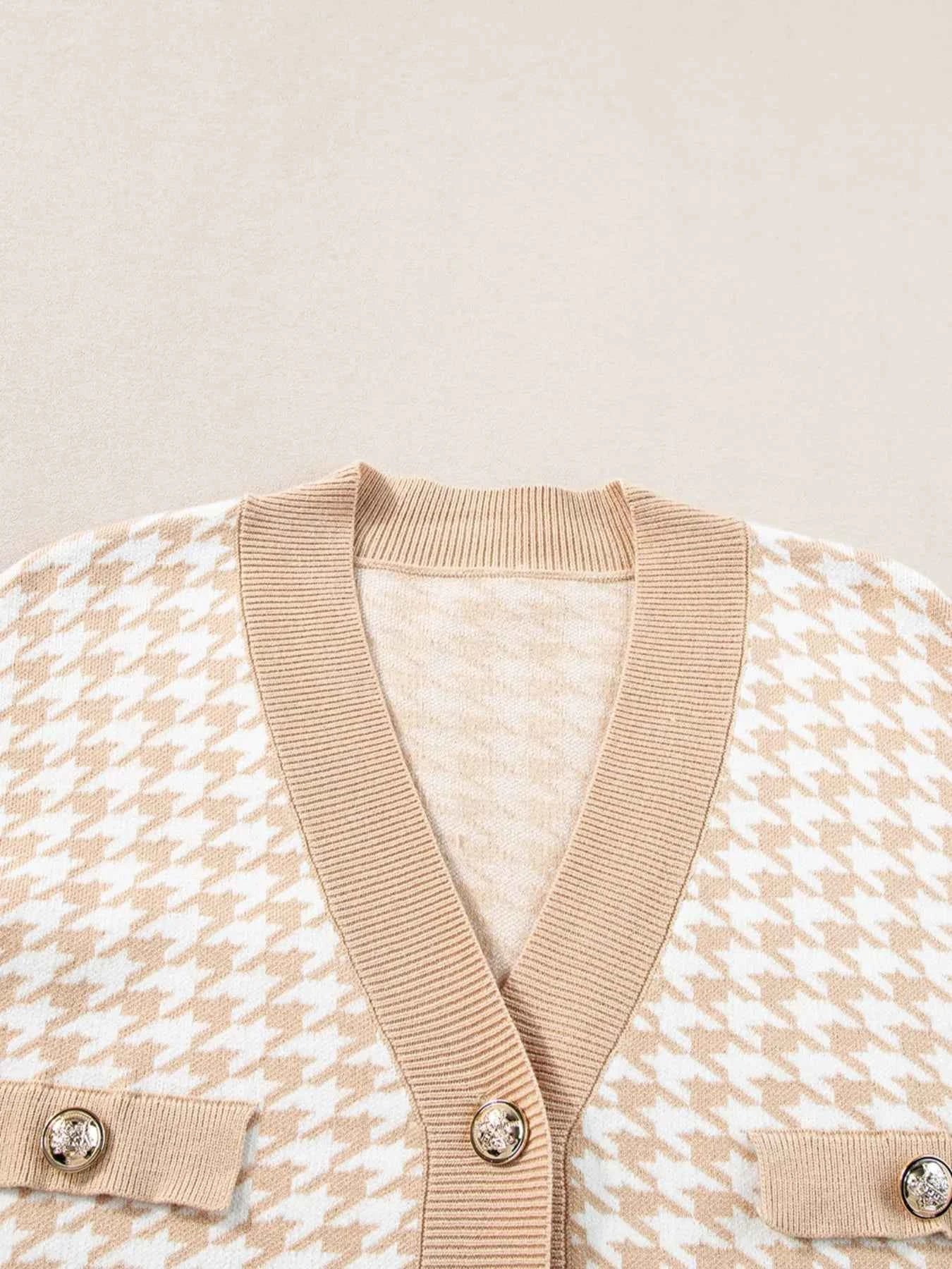 Contrast Edge Metal Button Slim Cardigan with Pockets