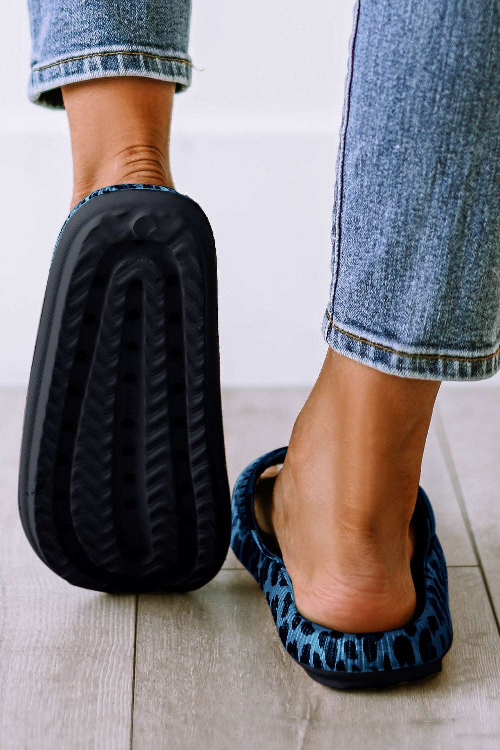 Bellamy Sole Slip On Slippers
