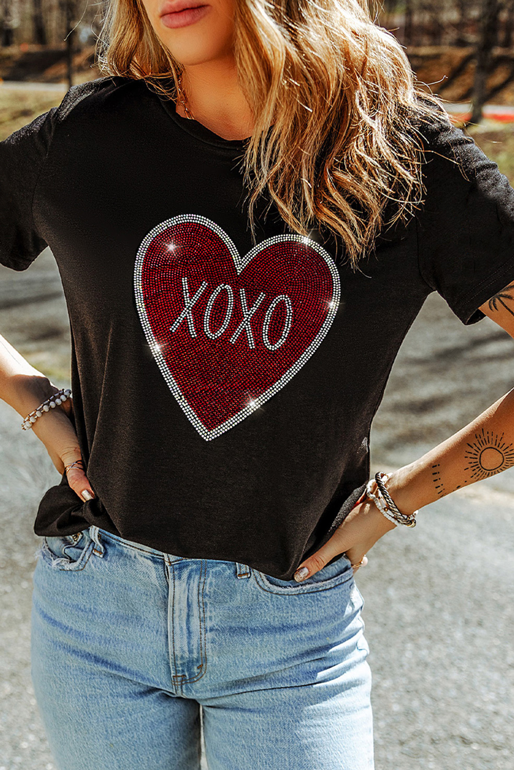 Black Rhinestone XOXO Heart Graphic Crewneck Women's T-Shirt