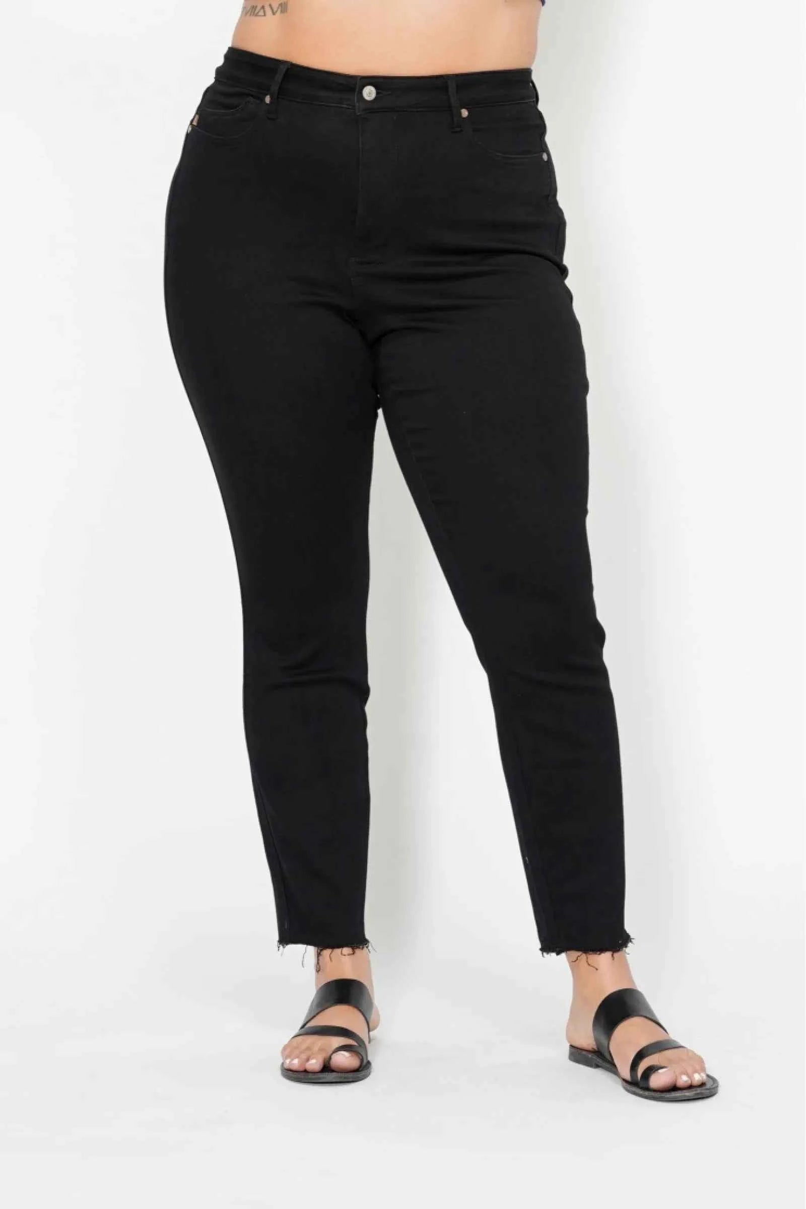 Judy Blue Full Size High Waisted Tummy Control Shield Pockets Skinny Jeans Plus Size