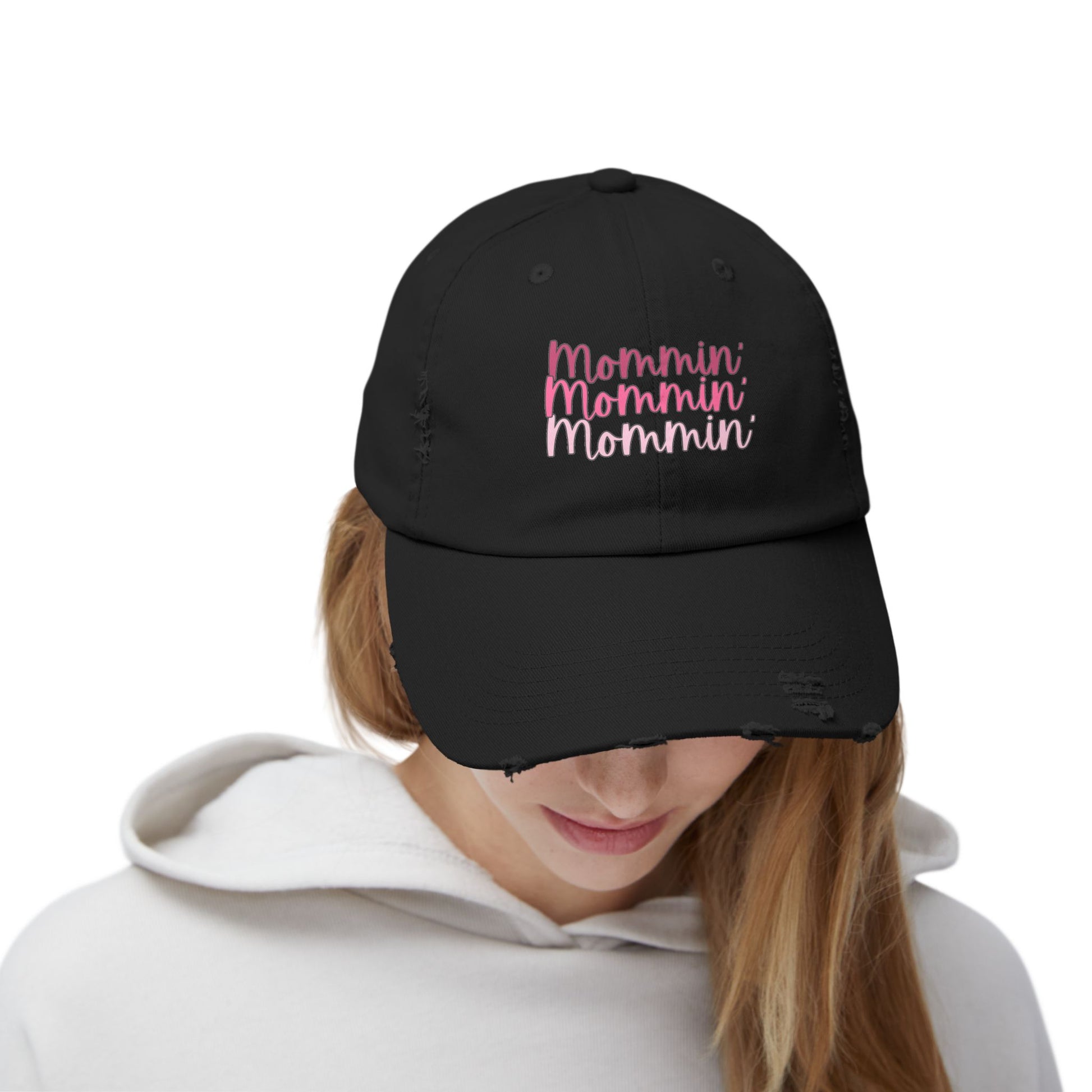 Mommin' Unisex Distressed Cap - Fun Gift for Moms, Trendy Summer Hat, Everyday Wear, Parenting Gift, Casual Cap - The Eggy's store