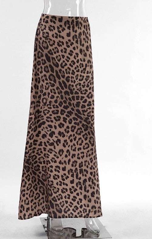 Leopard Print Midi skirt