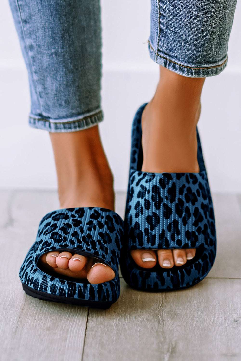 Bellamy Sole Slip On Slippers