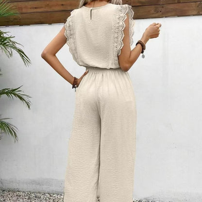 Women's Casual Two-Piece Pantsuit: Solid Color Short Sleeved Top and Straight Leg Pants - The Eggy's store