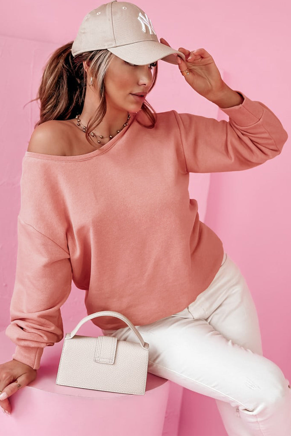 Pale Chestnut Bowknot Dewback Round Neck Women's Sweatshirt
