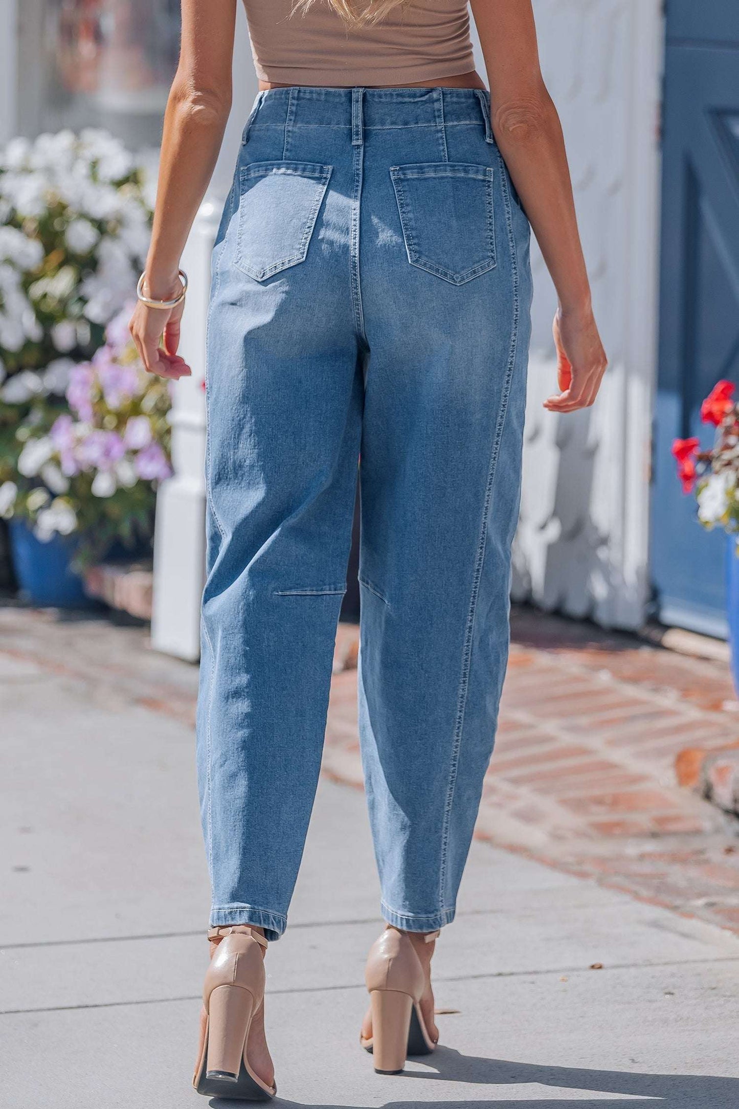 Hana Wash Cuffed Barrel Jeans