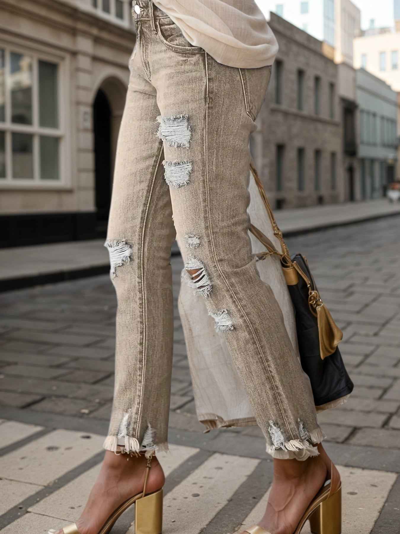 New Women's Fashion Ripped Plus-sized Jeans, Straight And Slim 9-inch Jeans, Retro And Comfortable Jeans, Suitable For All Occasions, Plus-sized Women's Denim Clothing