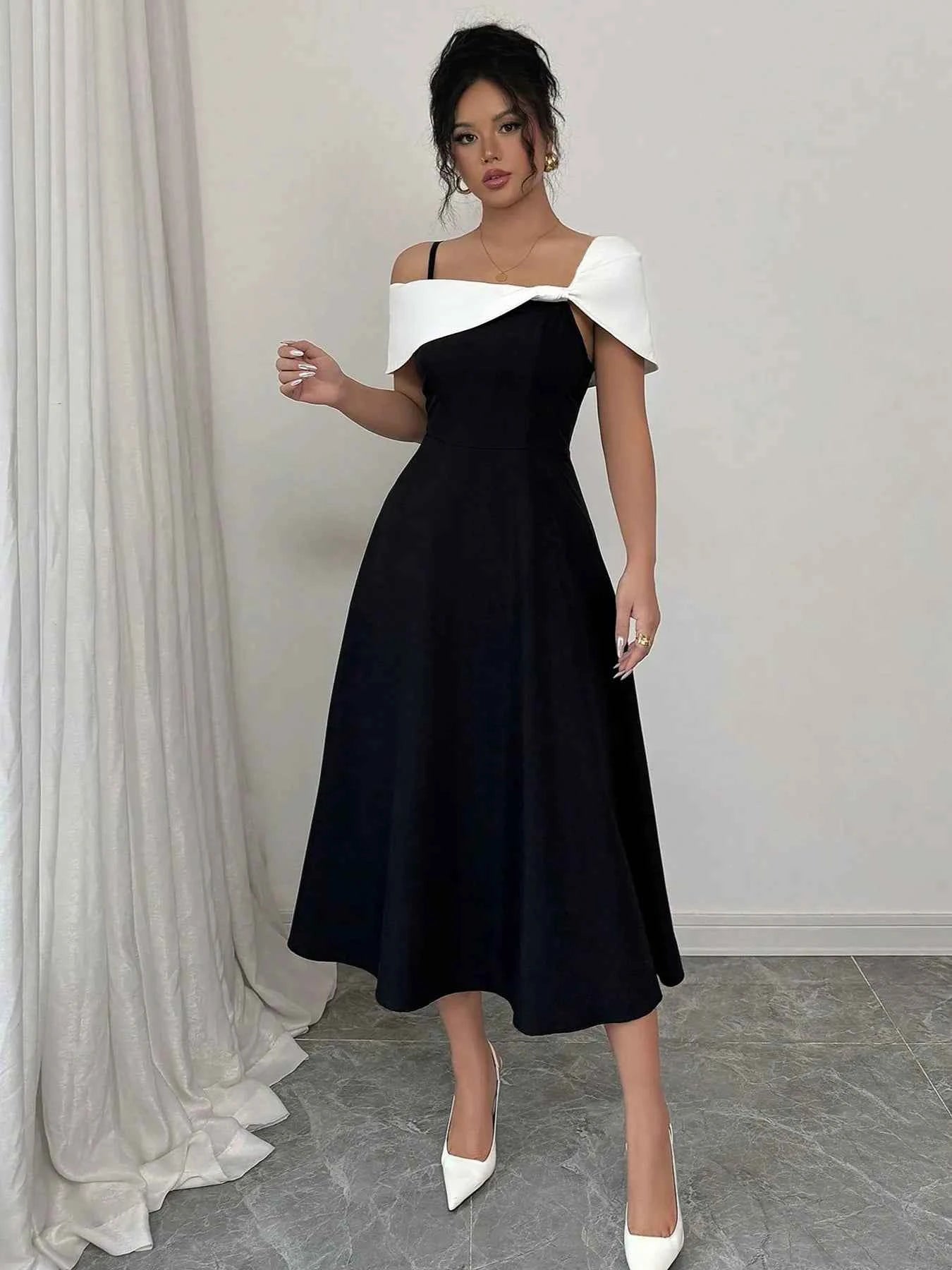 Asymmetrical Neck Contrast Midi Dress