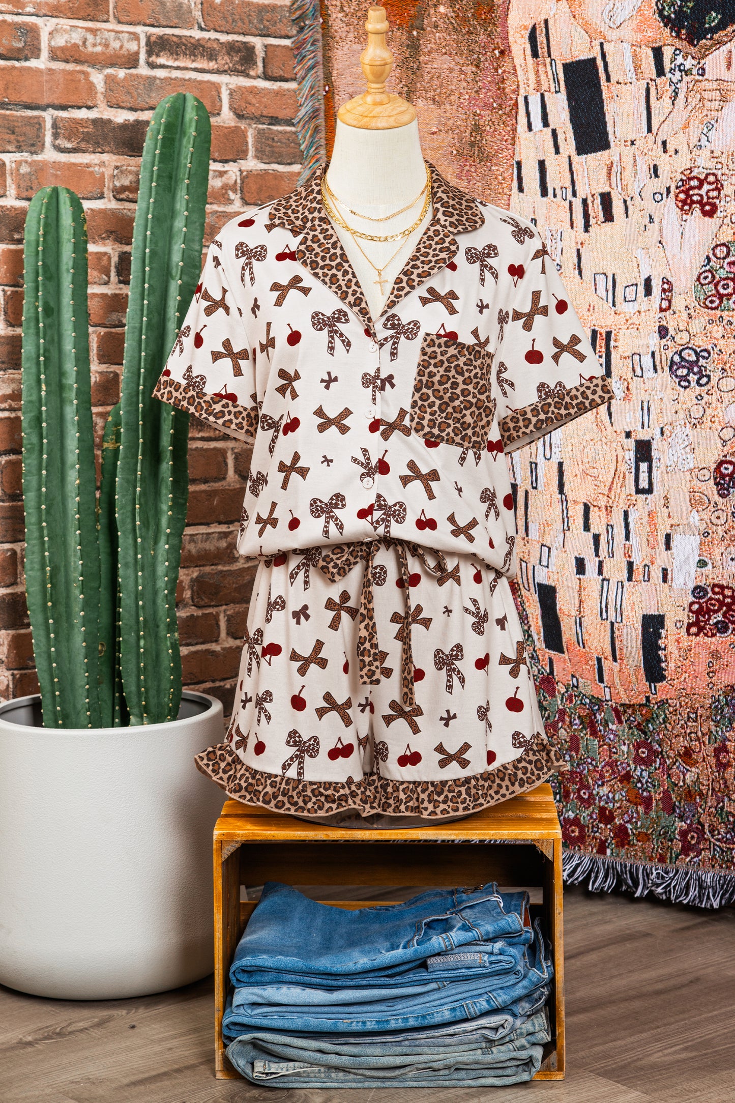 White Chic Bow Cherry Printed Leopard Patchwork 2 Piece Sleepwear