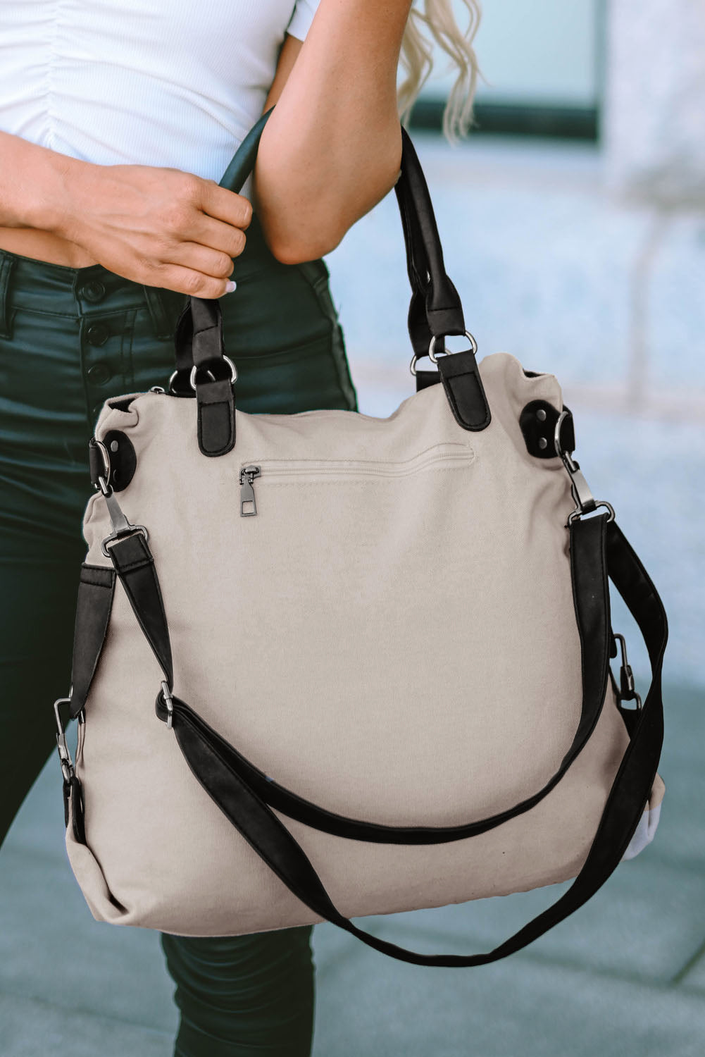 Star Patch Canvas Tote Bag – Casual Everyday Shoulder Bag in Beige