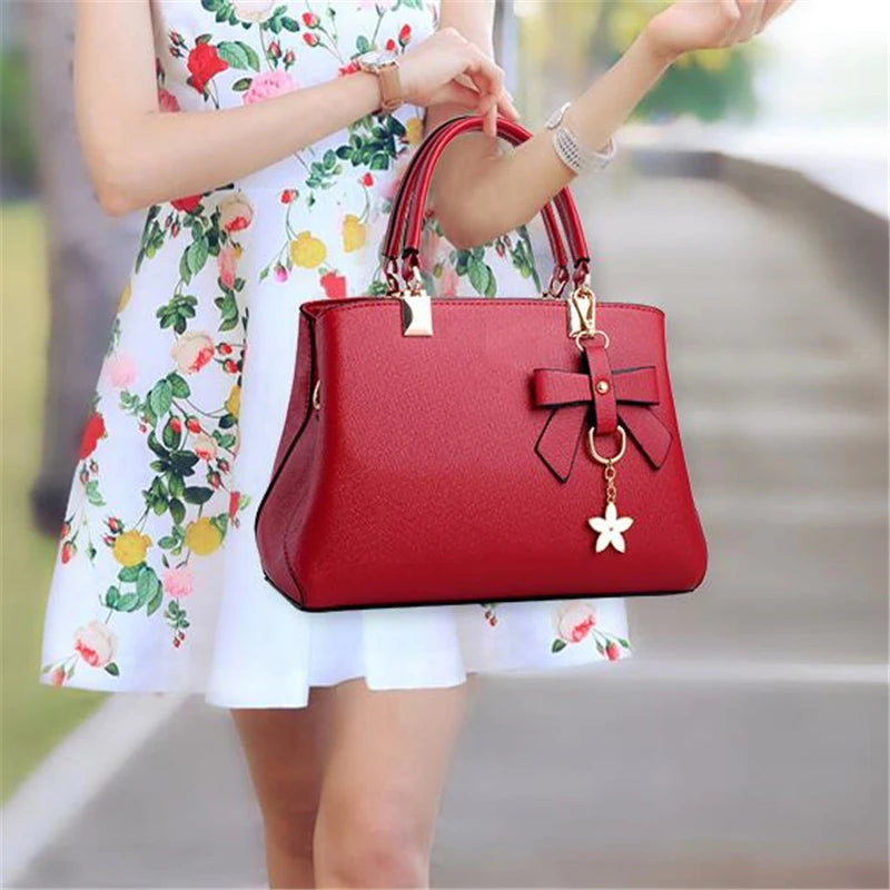 Flower Pendant Crossbody Handbag