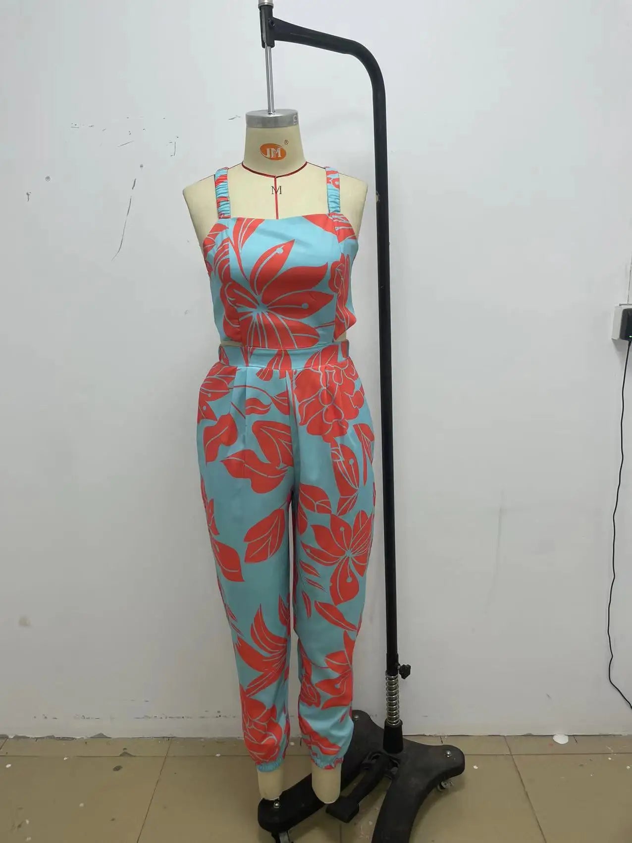 Elegant Summer Fashion Jumpsuit for Women - Shoulder Straps - The Eggy's store