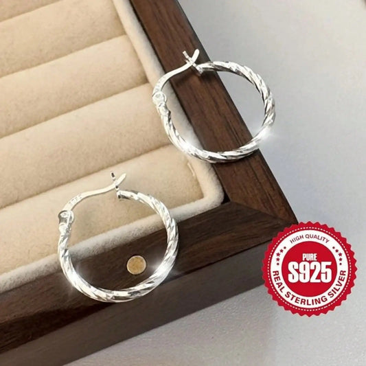 Hypoallergenic Silver Twisted Circle Stud Earrings – Lightweight Everyday Earrings