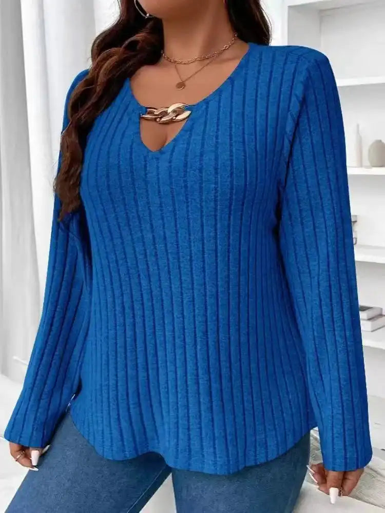 Plus Size V-neck Chain Top: Stylish Long Sleeve