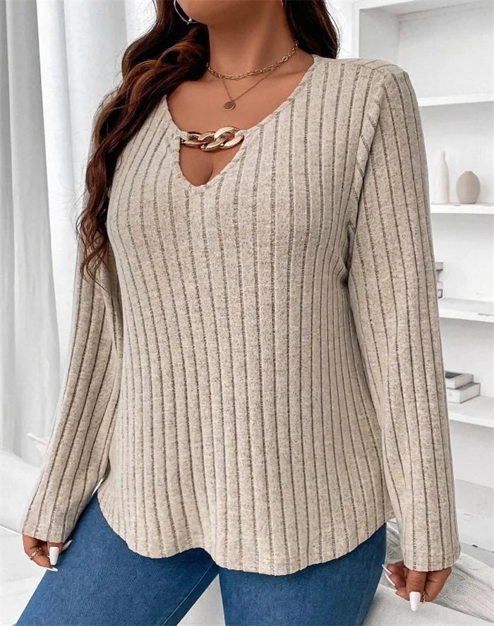 Plus Size V-neck Chain Top: Stylish Long Sleeve