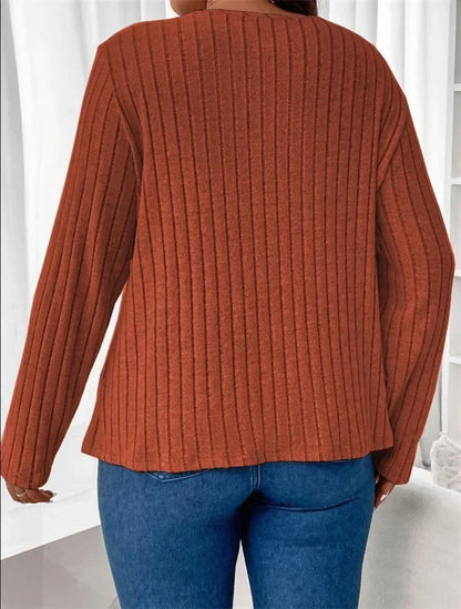 Plus Size V-neck Chain Top: Stylish Long Sleeve