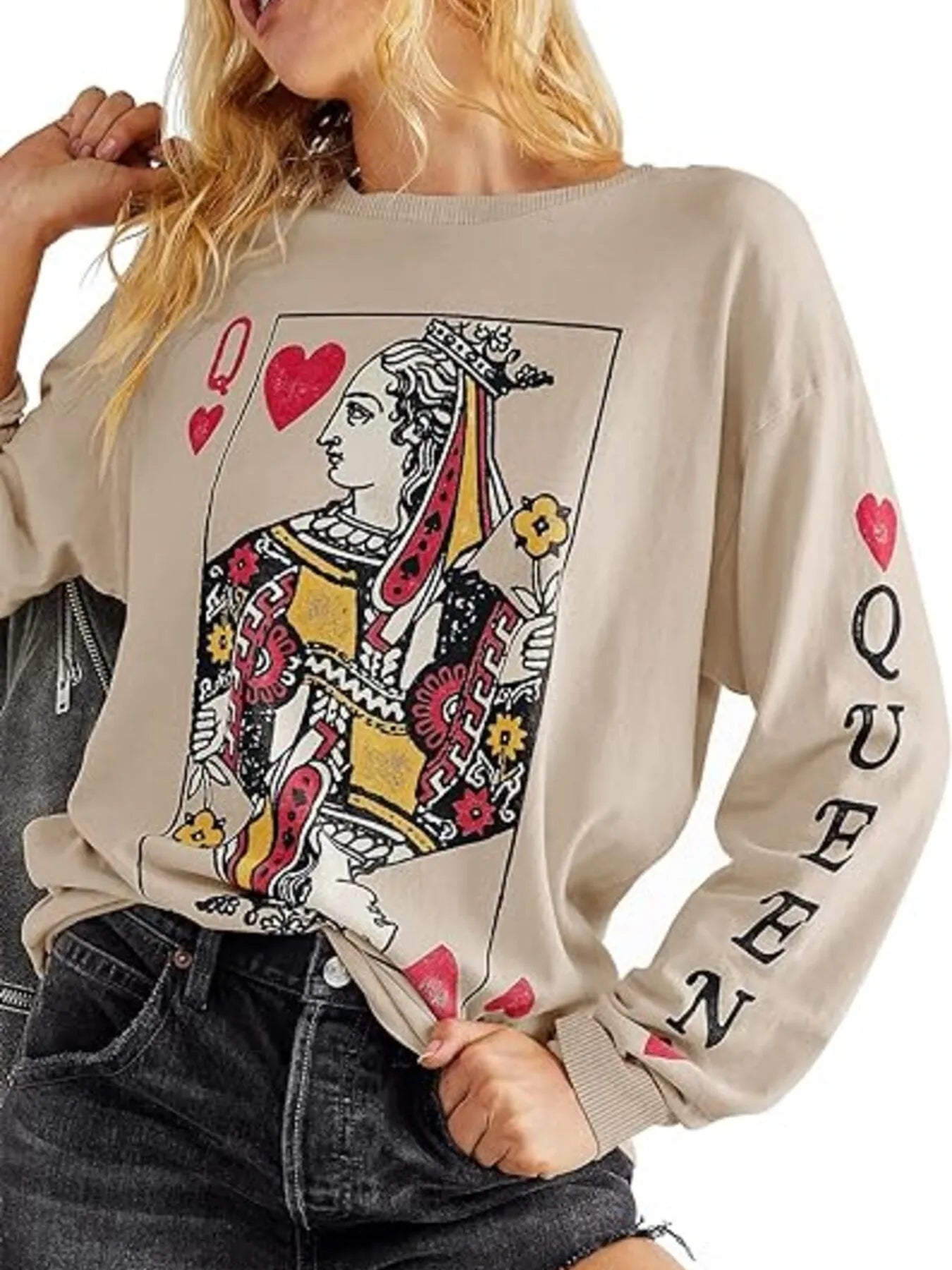 Queen of Hearts Playing Card Graphic Round Neck Sweatshirt