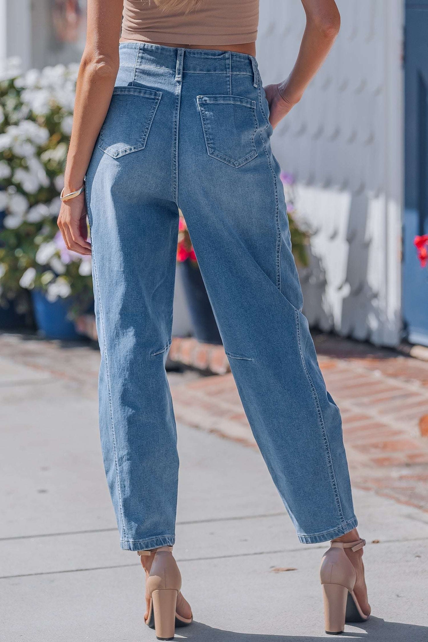 Hana Wash Cuffed Barrel Jeans