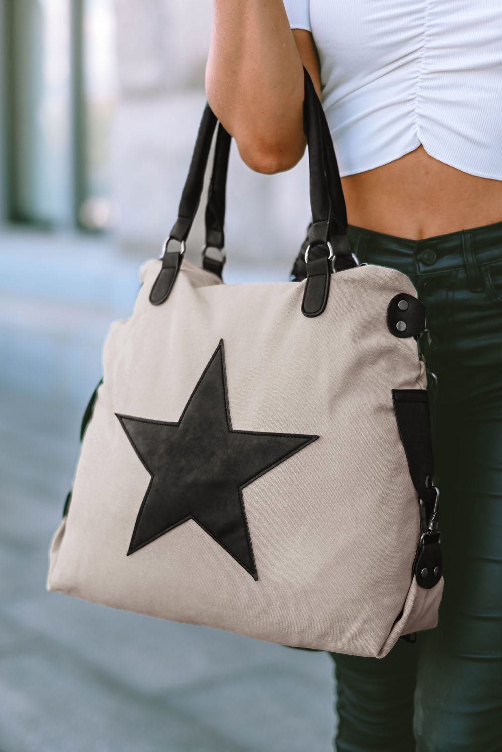 Star Patch Canvas Tote Bag – Casual Everyday Shoulder Bag in Beige
