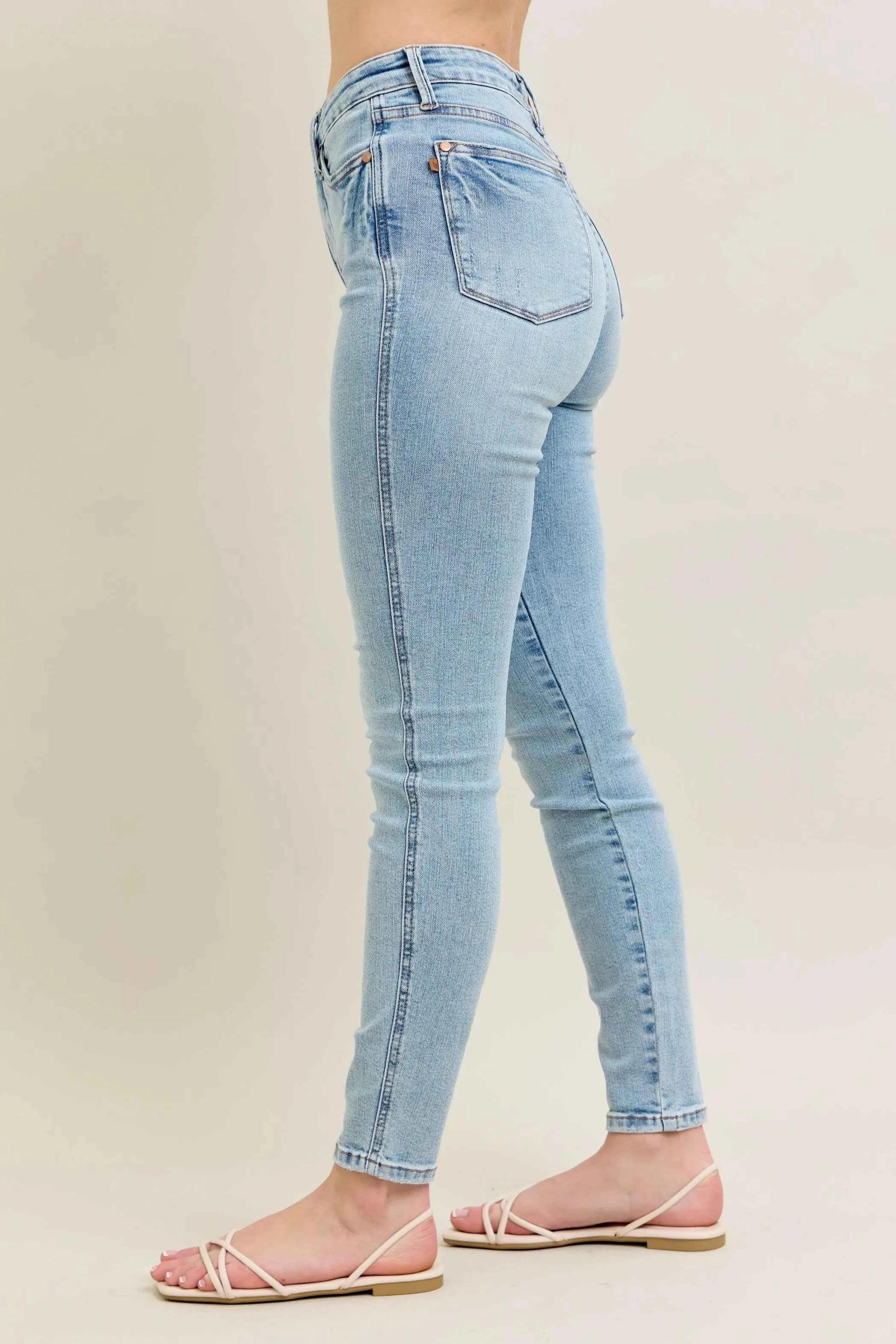 Judy Blue Full Size Mr Tummy Control Vintage Wash Skinny Jeans Plus Size